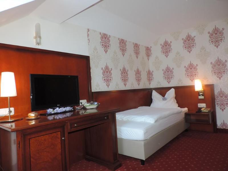 Hotel Kaiser Franz Josef Millstatt Eksteriør billede